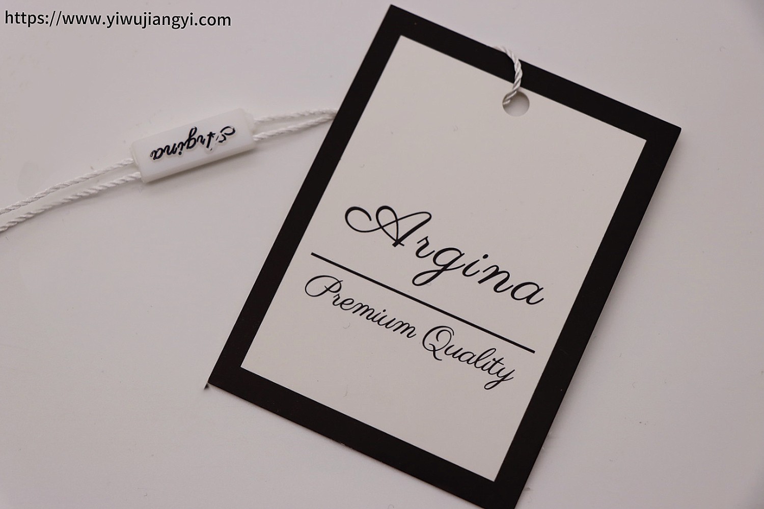 Black-White Contrast High-End Texture Brand Hang Tag (with Label String)