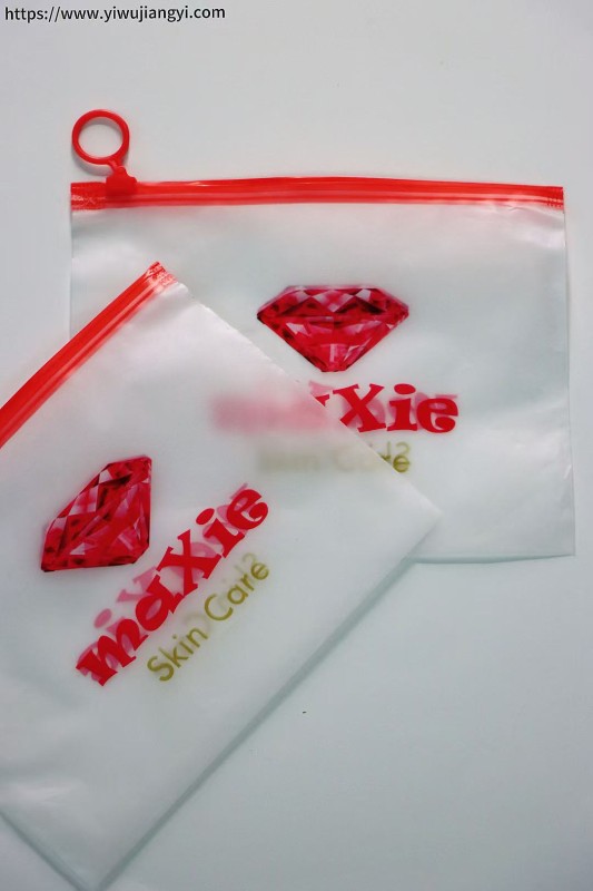 “MdXie Skin Care” Red Diamond Pattern Transparent Zipper Bag
